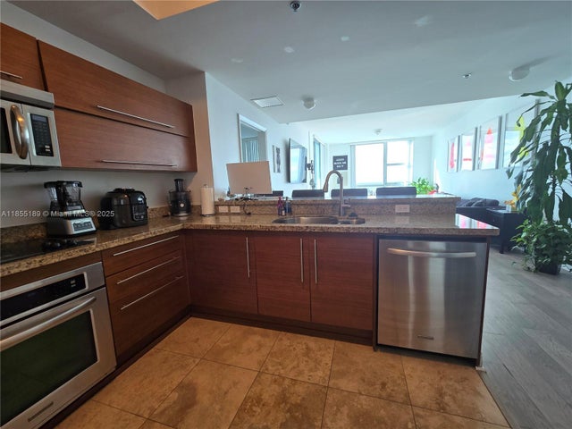 5 of 37 - 2641 N Flamingo Rd 2601n, Sunrise, FL