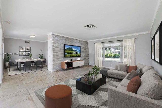 2 of 30 - 1150 Adams St, Hollywood, FL