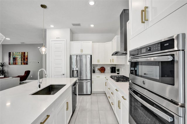3 of 100 - 10795 Oceano Way, Parkland, FL