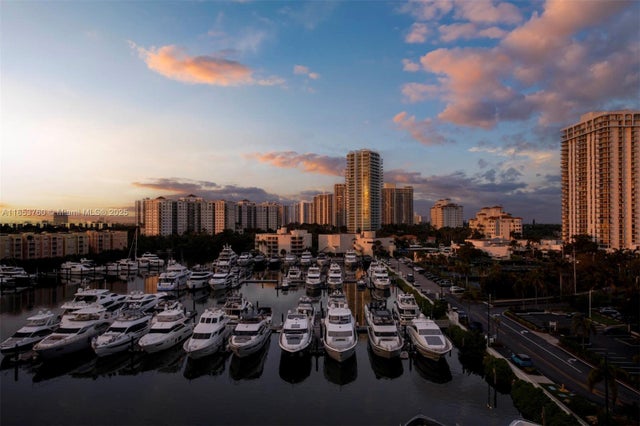 3 of 32 - 19500 Turnberry Way 7a, Aventura, FL