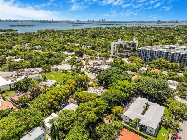 5 of 66 - 5900 Ne 5th Ave, Miami, FL