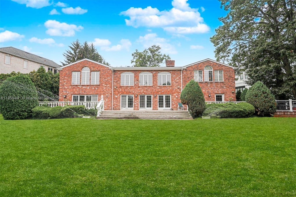 66 Cromwell Cir,