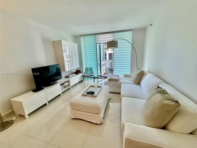 5 of 22 - 500 Brickell Ave 1204, Miami, FL
