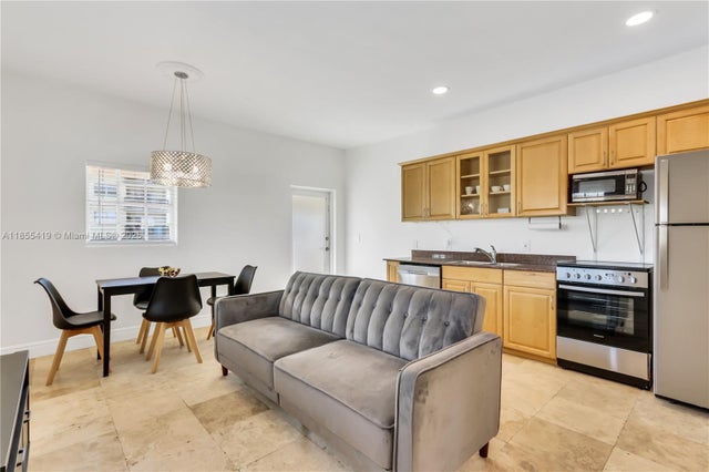 5 of 13 - 1016 71st St 201, Miami Beach, FL