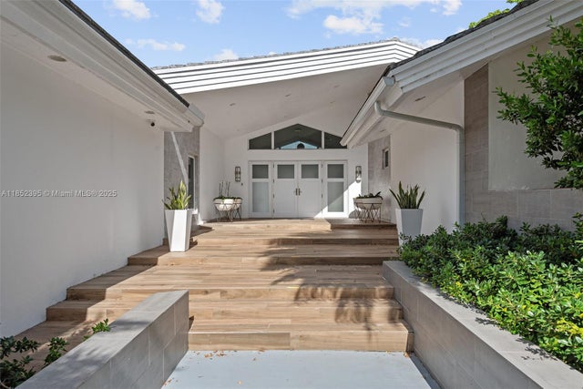 3 of 36 - 194 Golden Beach Dr, Golden Beach, FL