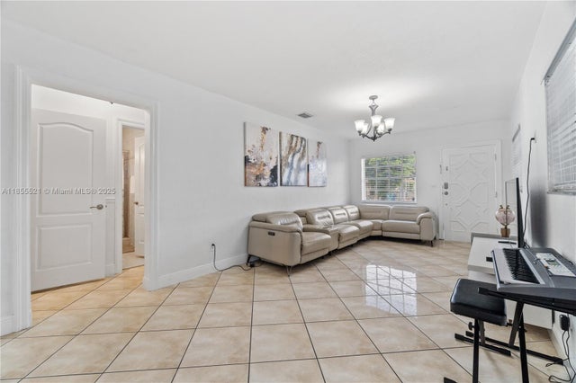 4 of 20 - 7230 Nw 5th St, Miami, FL