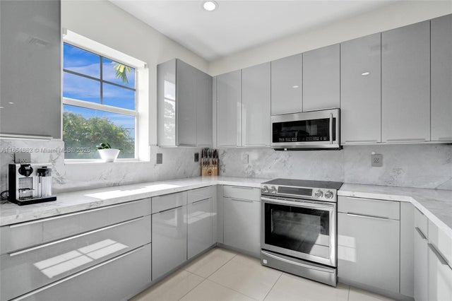 3 of 61 - 1033 Ne 17th Way 1904, Fort Lauderdale, FL
