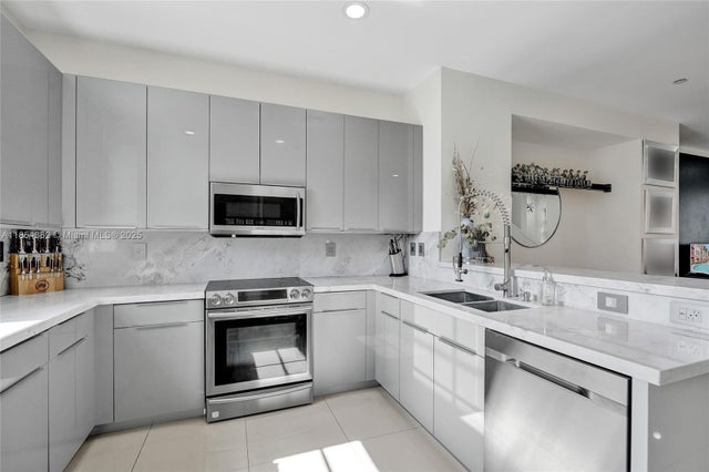 4 of 61 - 1033 Ne 17th Way 1904, Fort Lauderdale, FL