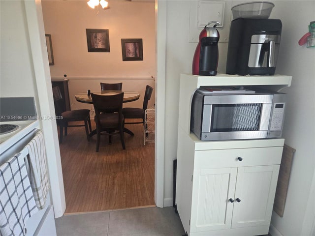 5 of 19 - 1021 Crystal Lake Dr 207, Deerfield Beach, FL