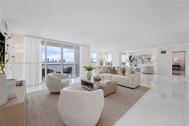 3 of 45 - 1800 Sunset Harbour Drive 1702/4, Miami Beach, FL
