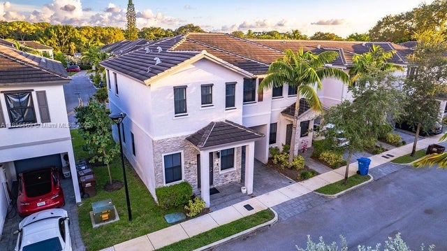 4 of 55 - 1630 Sw 28th St, Fort Lauderdale, FL