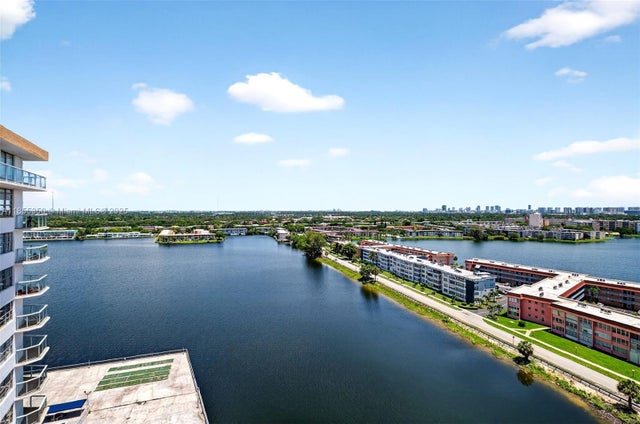 5 of 41 - 1351 Ne Miami Gardens Dr 1712e, Miami, FL