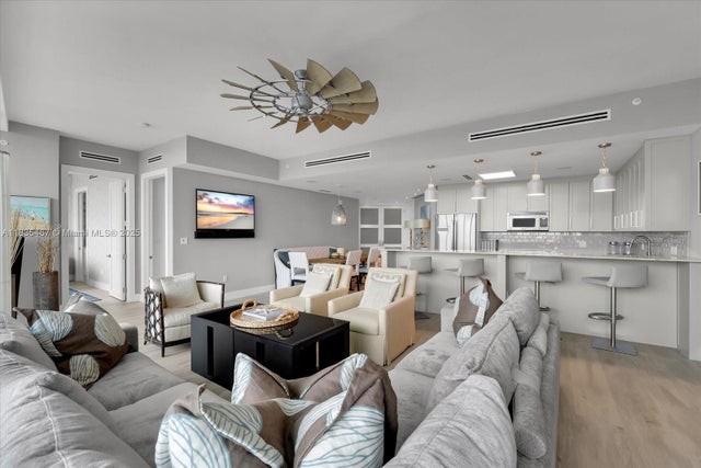 4 of 41 - 100 S Pointe Dr 1502, Miami Beach, FL