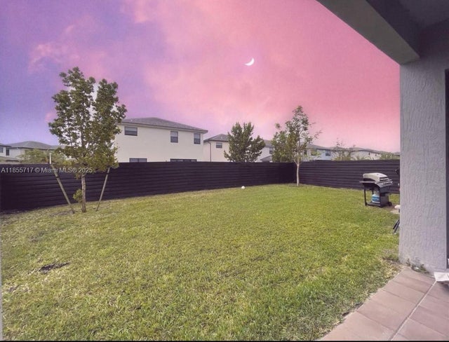 2 of 21 - 8824 Nw 161st Ter, Miami Lakes, FL