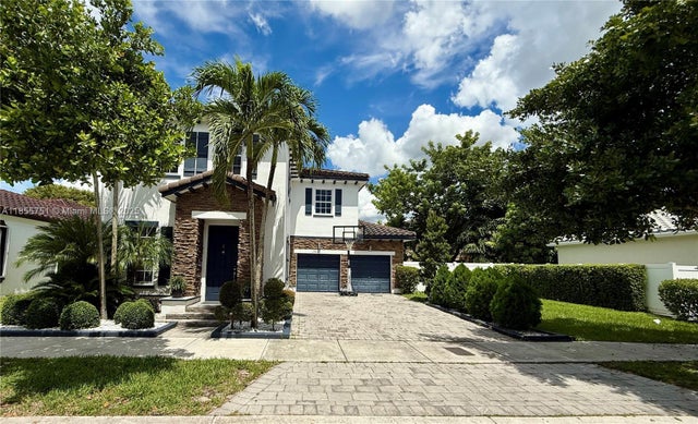 1 of 33 - 17021 Sw 91st Ter, Miami, FL