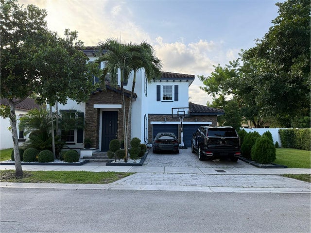 3 of 33 - 17021 Sw 91st Ter, Miami, FL