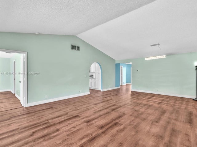 4 of 61 - 20013 Mona Cir 20013, Boca Raton, FL