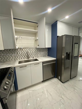 Photo of Listing #A11855091