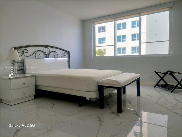 5 of 32 - N/A, Miami Beach, FL