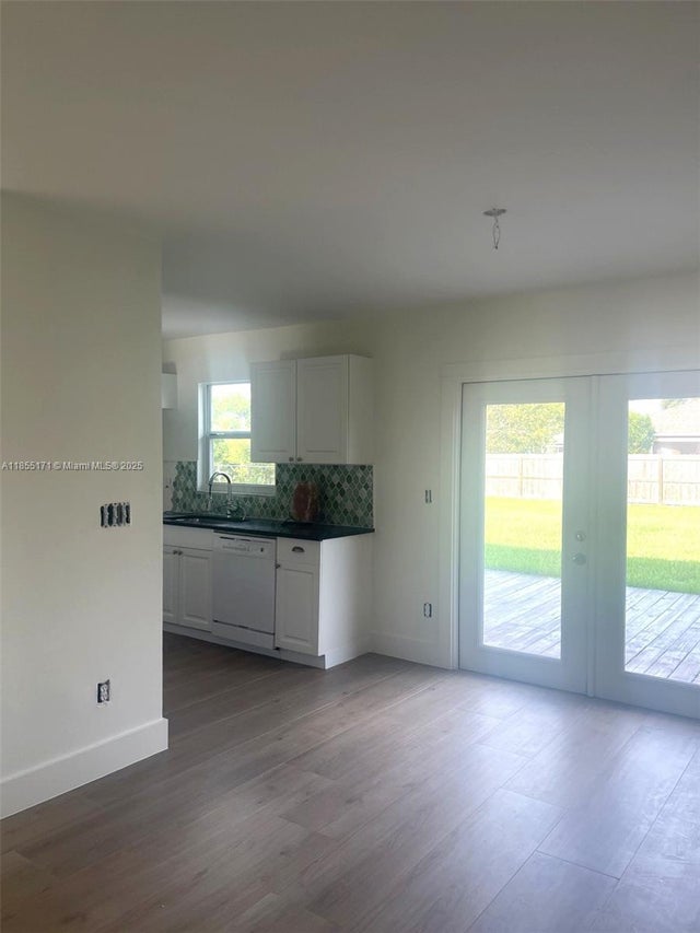 4 of 9 - 2273 Sw Mount Vernon St, Port St Lucie, FL