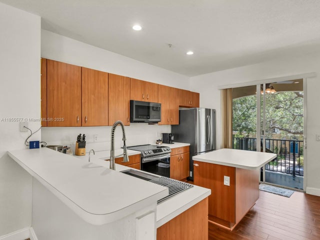 2 of 41 - 2867 S Oasis Dr, Boynton Beach, FL