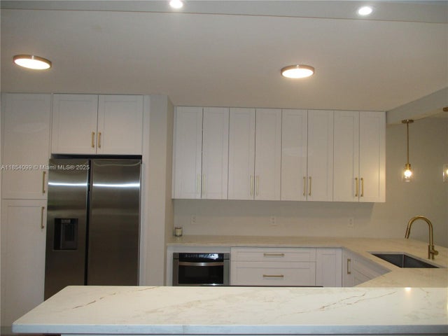 3 of 37 - 6531 Se Federal Hwy F107, Stuart, FL
