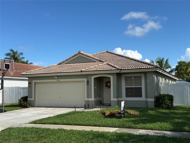 3 of 57 - 16363 Sw 11th St, Pembroke Pines, FL