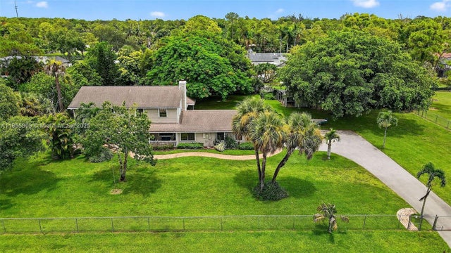1 of 84 - 9435 El Paso Dr, Lake Worth, FL