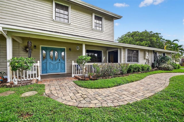 2 of 84 - 9435 El Paso Dr, Lake Worth, FL