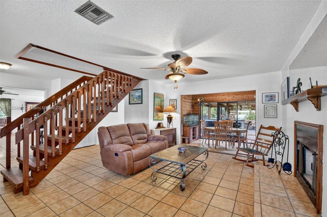 4 of 84 - 9435 El Paso Dr, Lake Worth, FL