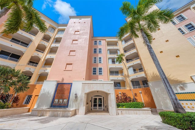 2 of 29 - 723 Crandon Blvd 305, Key Biscayne, FL