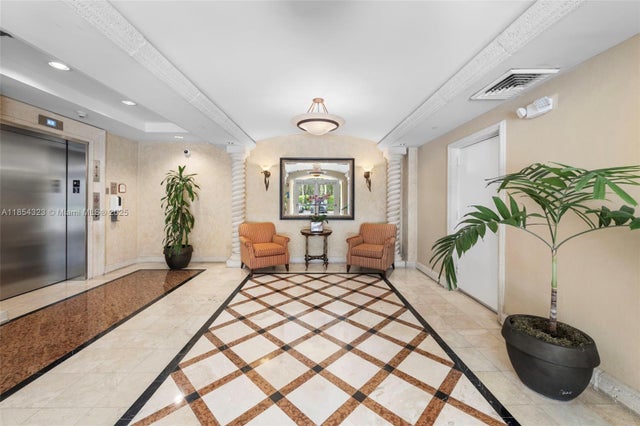 3 of 29 - 723 Crandon Blvd 305, Key Biscayne, FL