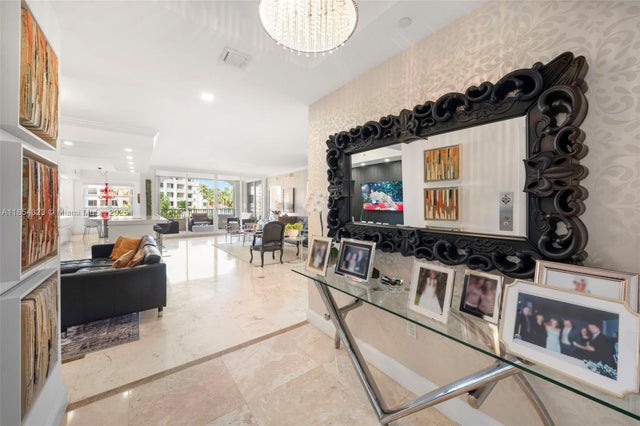 4 of 29 - 723 Crandon Blvd 305, Key Biscayne, FL