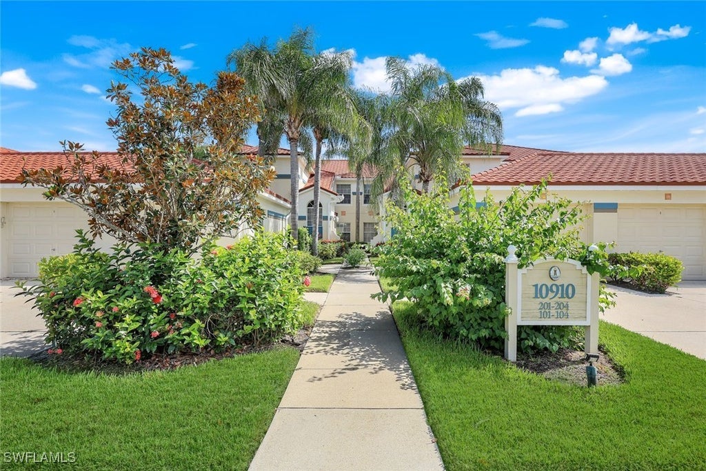 10910 Santa Margherita Rd 101, Estero