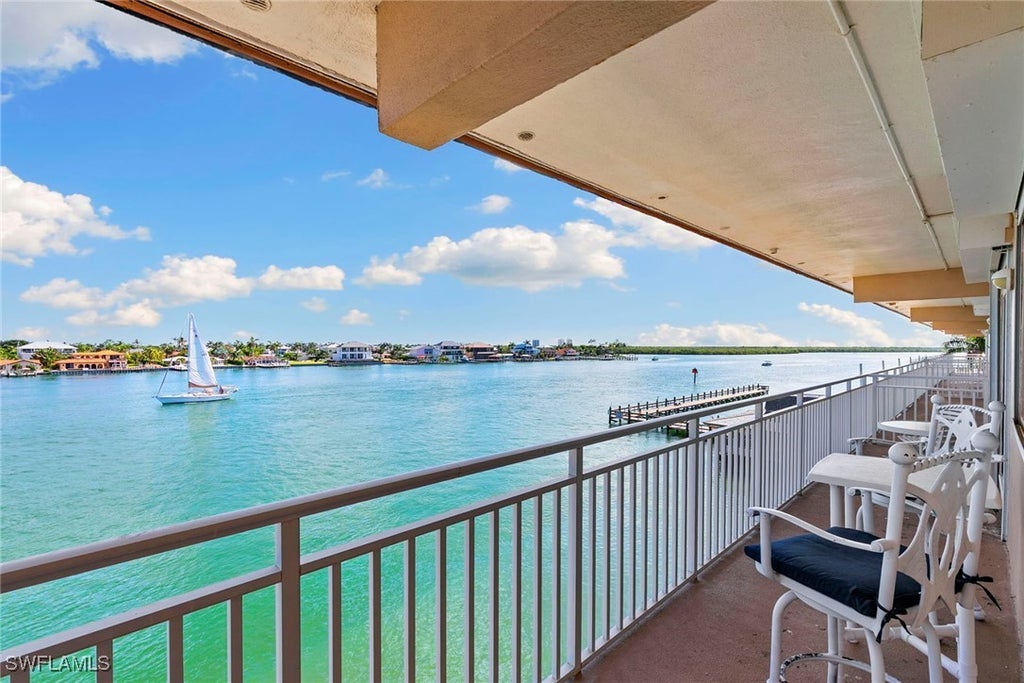 1200 Edington Pl A404, Marco Island