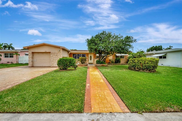 4 of 49 - 1741 Nw 86th Ave, Pembroke Pines, FL