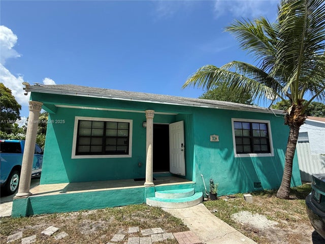 733 45th St, West Palm Beach