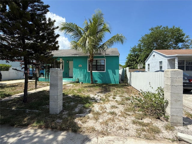 2 of 61 - 733 45th St, West Palm Beach, FL