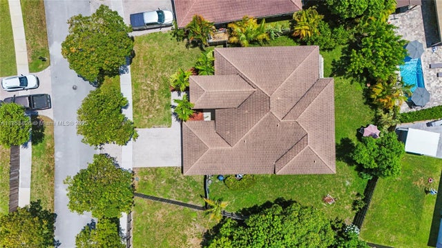 2 of 51 - 9506 Sw 220th Ln, Cutler Bay, FL