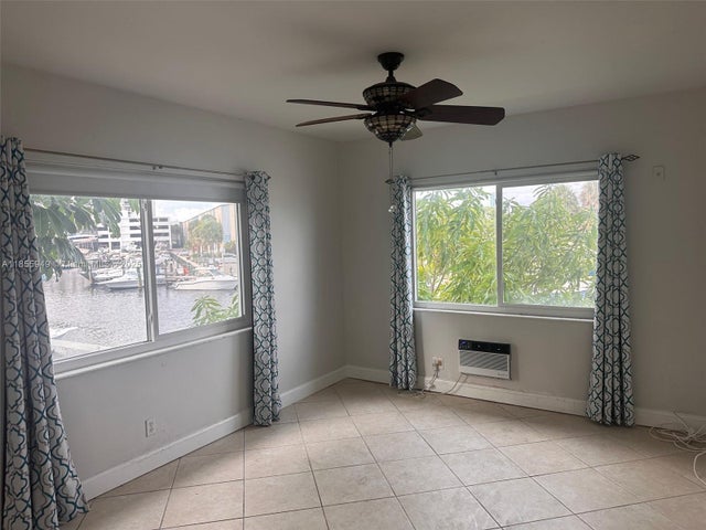 5 of 8 - 13105 Ixora Ct 200, North Miami, FL