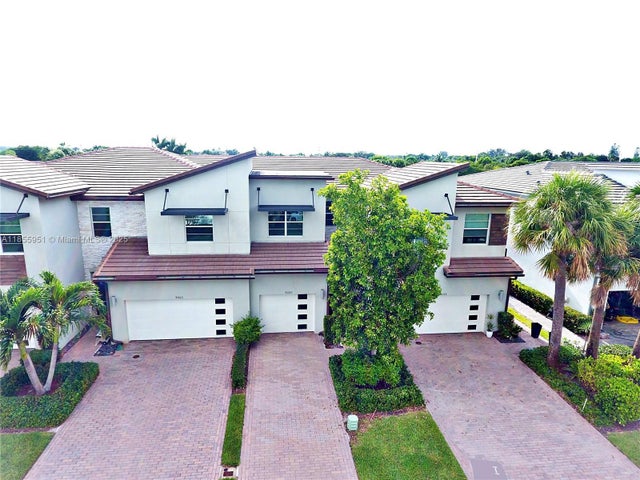 2 of 27 - 9059 Kingsmoor Way, Lake Worth, FL