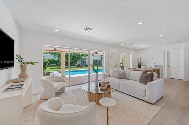 4 of 55 - 7460 Sw 126th St, Pinecrest, FL