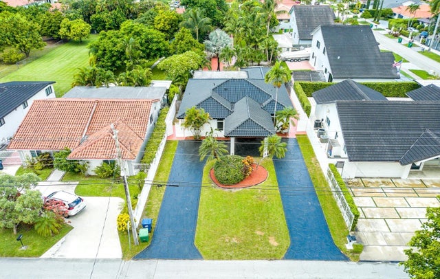 1 of 87 - 2810 Sw 114th Ave, Miami, FL