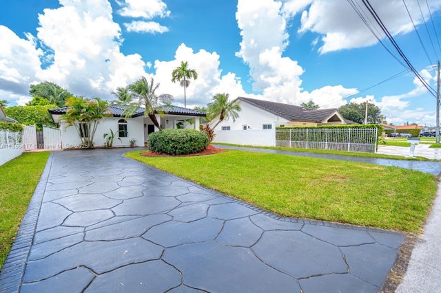 3 of 87 - 2810 Sw 114th Ave, Miami, FL
