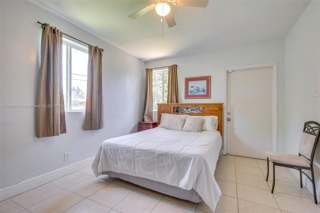 1 of 14 - 3431 Jackson Blvd, Fort Lauderdale, FL