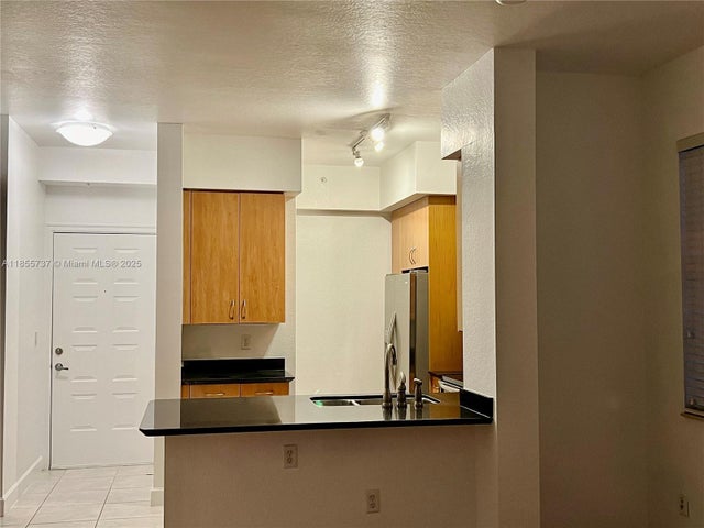 2 of 41 - 1830 Radius Dr 1301, Hollywood, FL