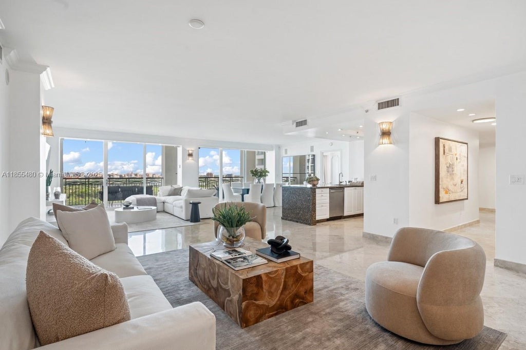 3400 Sw 27th Ave 1805, Miami