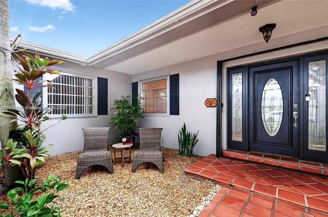 3 of 43 - 8820 Sw 150th St, Palmetto Bay, FL