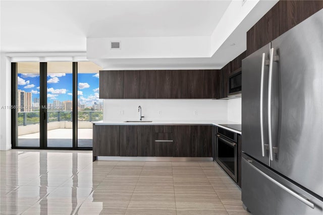 5 of 29 - 2960 Ne 207th St 817, Aventura, FL