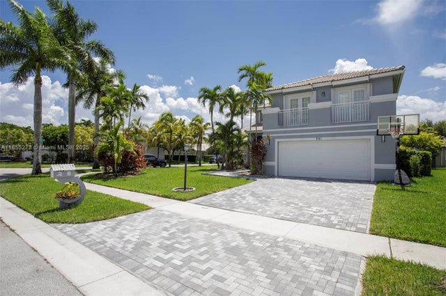 1 of 30 - 331 Nw 189th Ter, Pembroke Pines, FL